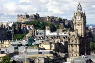 Edimburgo: una bella vista con il Castello